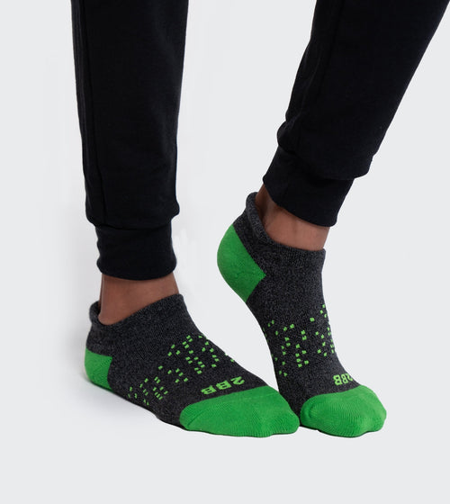 Youth Ankle Sock Bundle (4 Pairs)