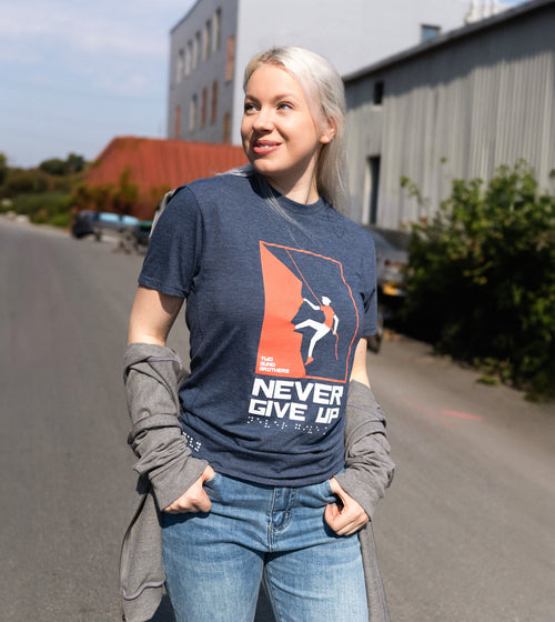 Women's "Never Give Up" Graphic Crewneck
