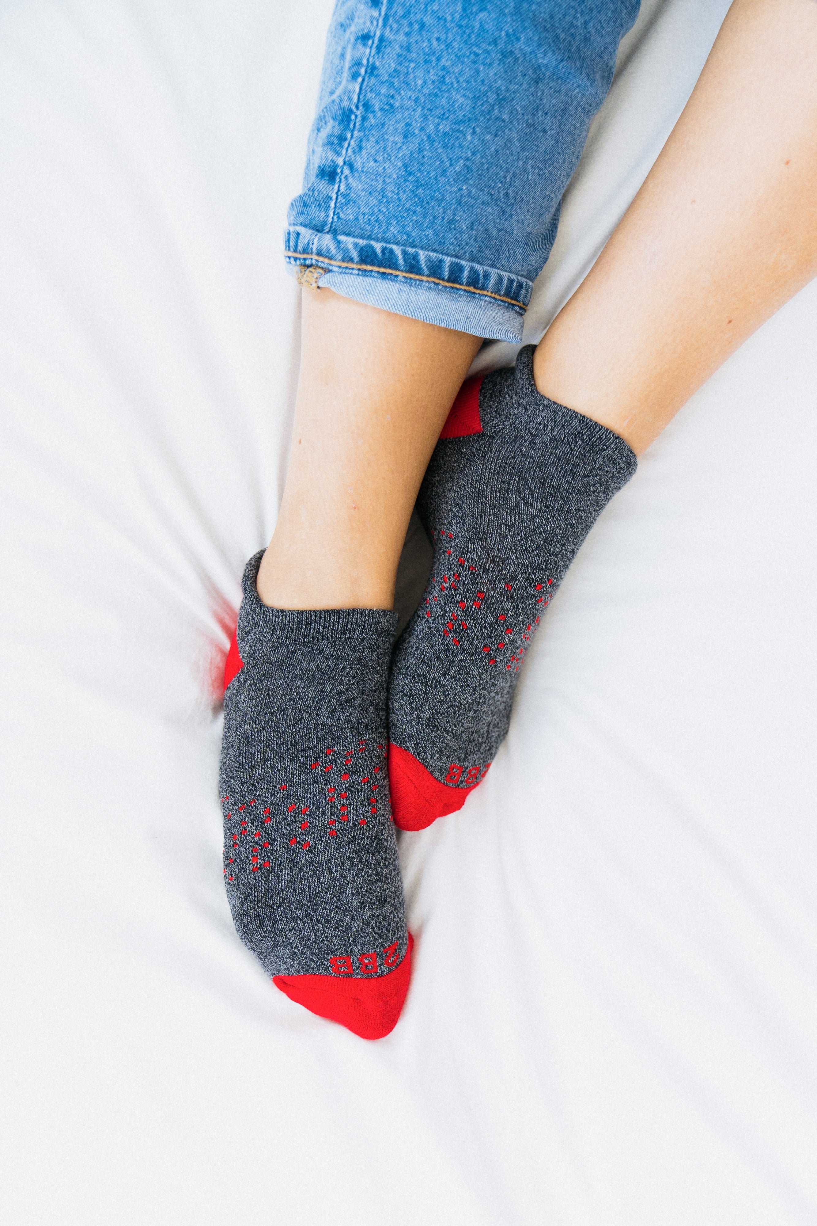 Two Blind Brothers - Gift Ankle Socks Red