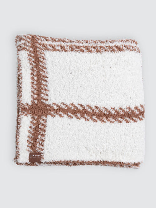 Plush Blanket in Mocha + White